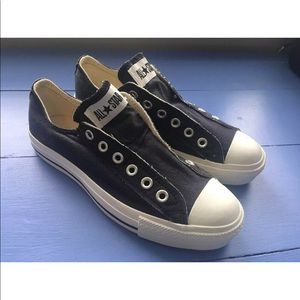 Converse women’s 7.5